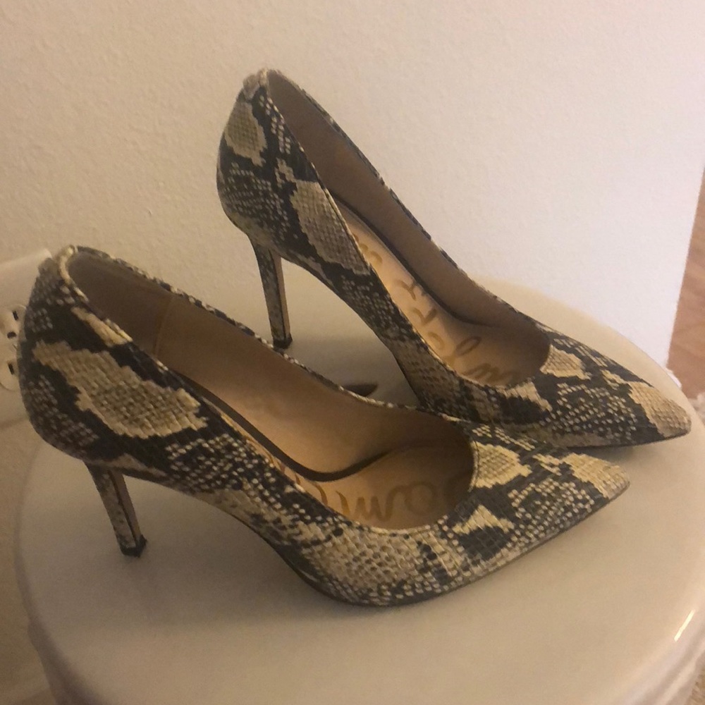 Size 6, Sam Edelman stilettos